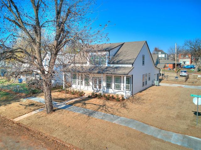 624 E Harrison Avenue, Guthrie, OK 73044