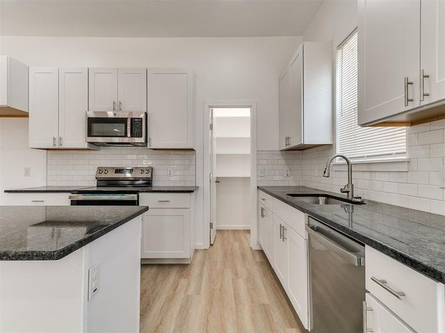 624 E Harrison Avenue, Guthrie, OK 73044