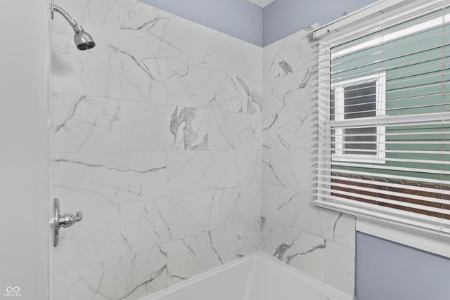 1052 W 35th Street, Indianapolis, IN 46208