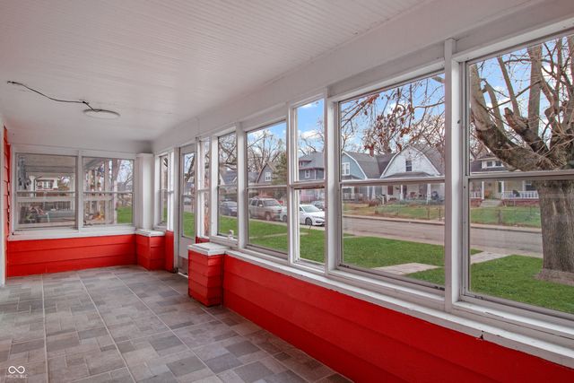 1052 W 35th Street, Indianapolis, IN 46208