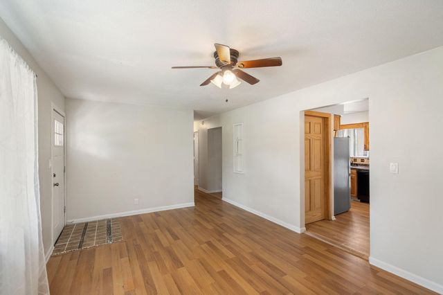 4270 E HILLCREST DR, Columbia, MO 65202