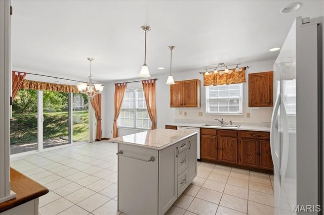 12939 Broadridge Lane, Black Jack, MO 63033