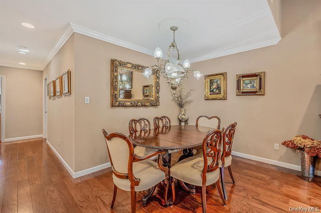 1130 Savoy Drive, Melville, NY 11747