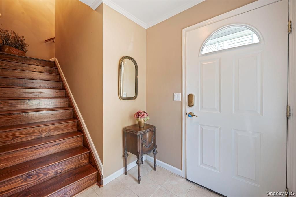1130 Savoy Drive, Melville, NY 11747 — photo 4