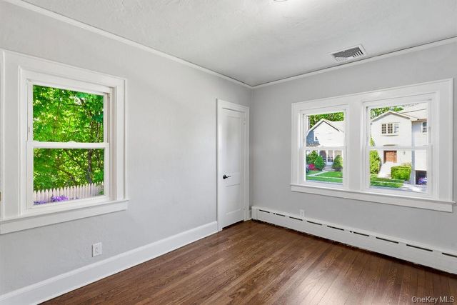 526 Carroll Avenue, Mamaroneck, NY 10543