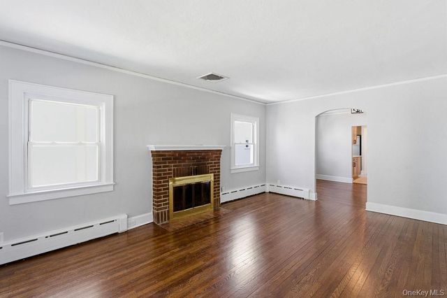 526 Carroll Avenue, Mamaroneck, NY 10543
