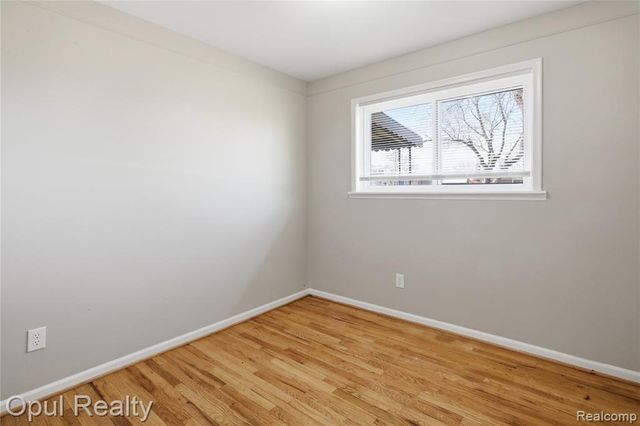 34227 Florence Street, Westland, MI 48185