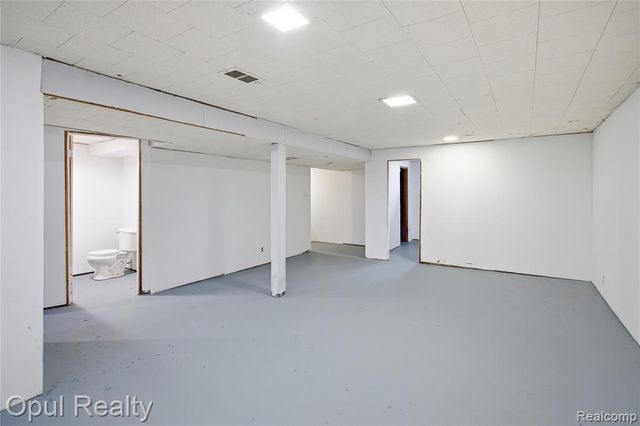 34227 Florence Street, Westland, MI 48185