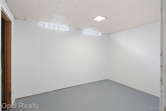 34227 Florence Street, Westland, MI 48185