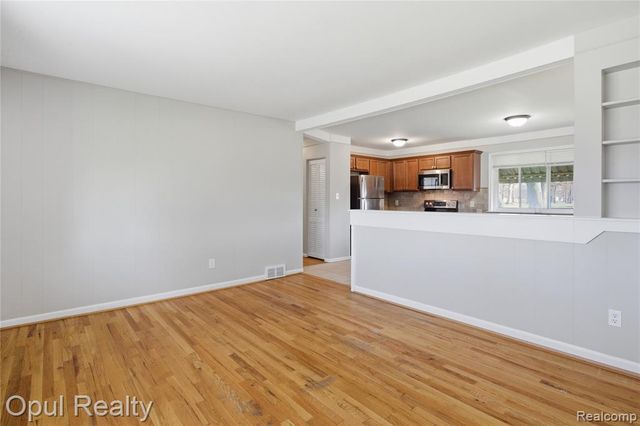 34227 Florence Street, Westland, MI 48185