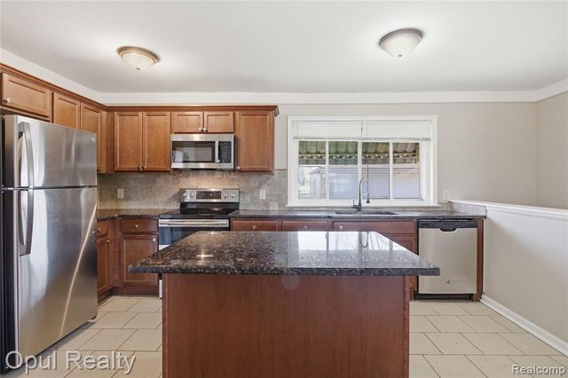 34227 Florence Street, Westland, MI 48185