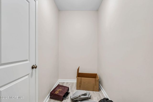 21 Prague Place, Lakewood, NJ 08701