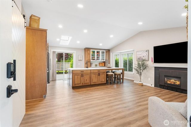 21910 SE 239th Street, Maple Valley, WA 98038