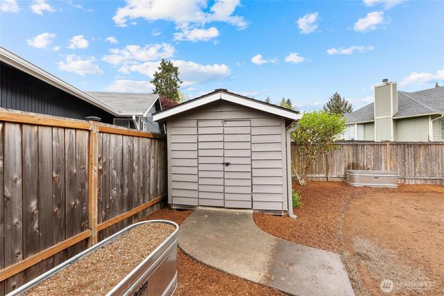 21910 SE 239th Street, Maple Valley, WA 98038