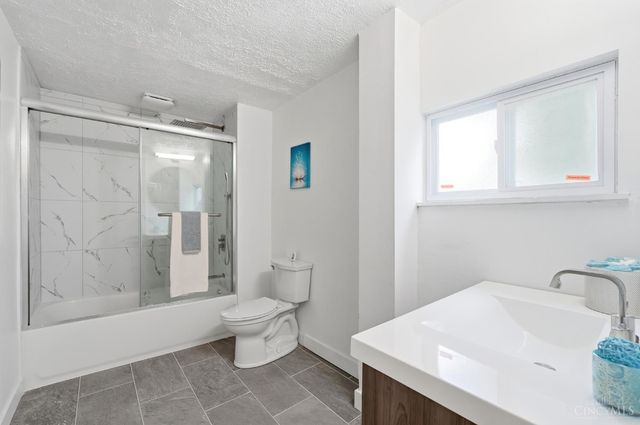 6056 Red Bank Road, Cincinnati, OH 45213