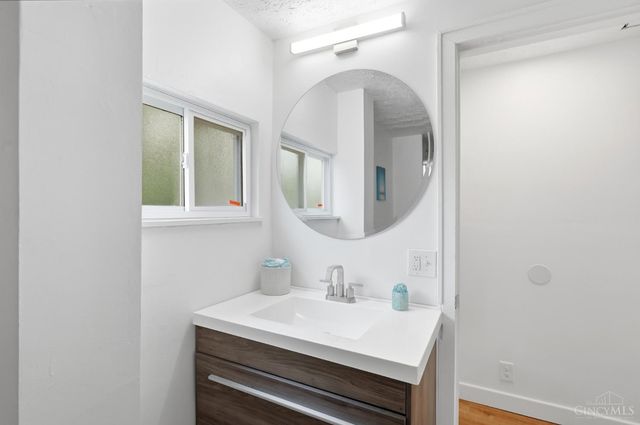 6056 Red Bank Road, Cincinnati, OH 45213
