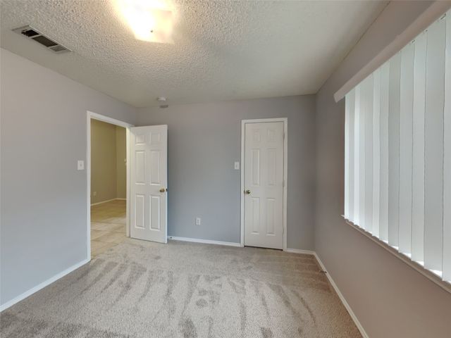 5424 Royal Birkdale Drive, Fort Worth, TX 76135