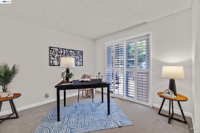 21671 Shady Spring Rd, Castro Valley, CA 94546