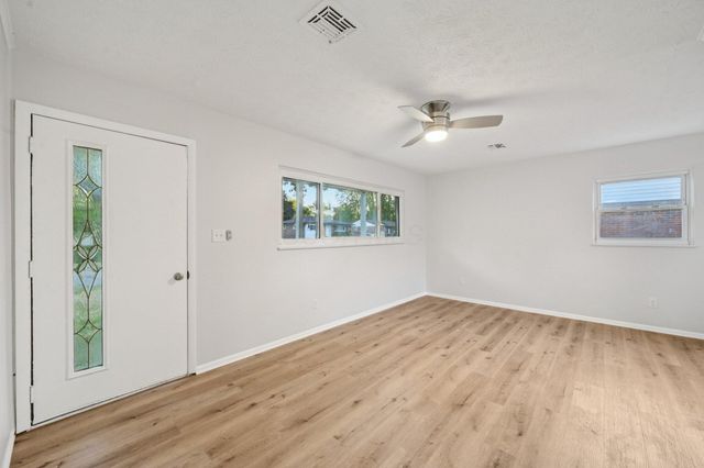 3955 Fulton Street, Columbus, OH 43227