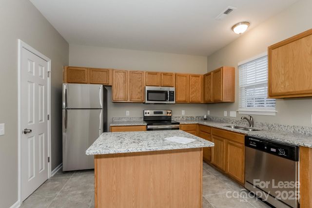 5307 Peachwood Drive, Charlotte, NC 28216