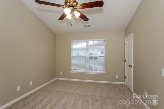 5307 Peachwood Drive, Charlotte, NC 28216