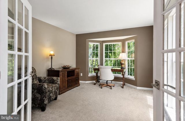 2 HUNTINGTON CT, Upper Chichester, PA 19061