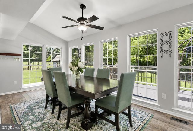 2 HUNTINGTON CT, Upper Chichester, PA 19061