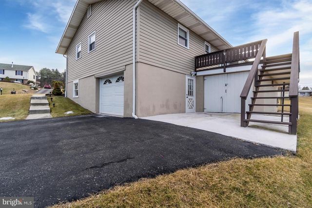 55 MAPLE AVE, Lehighton, PA 18235