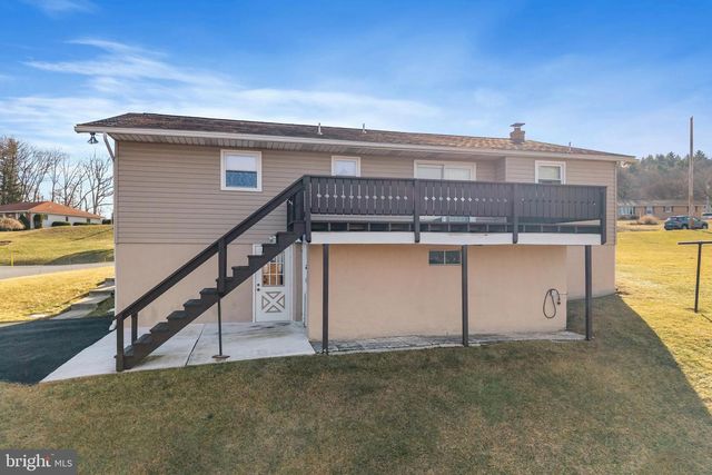 55 MAPLE AVE, Lehighton, PA 18235