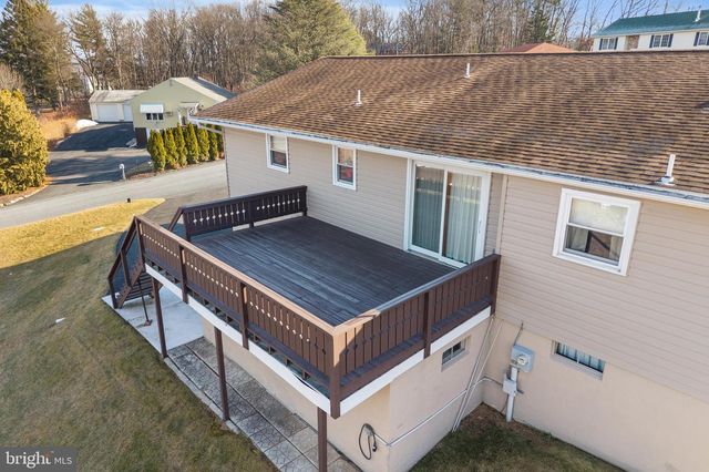 55 MAPLE AVE, Lehighton, PA 18235