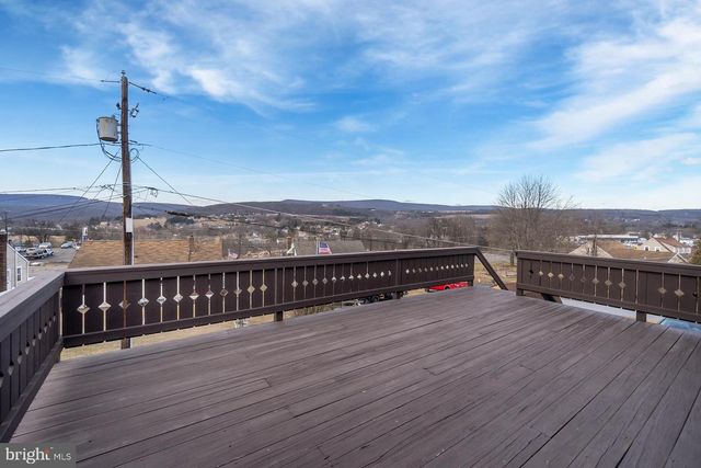 55 MAPLE AVE, Lehighton, PA 18235