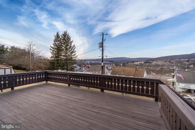 55 MAPLE AVE, Lehighton, PA 18235