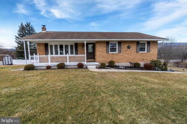 55 MAPLE AVE, Lehighton, PA 18235