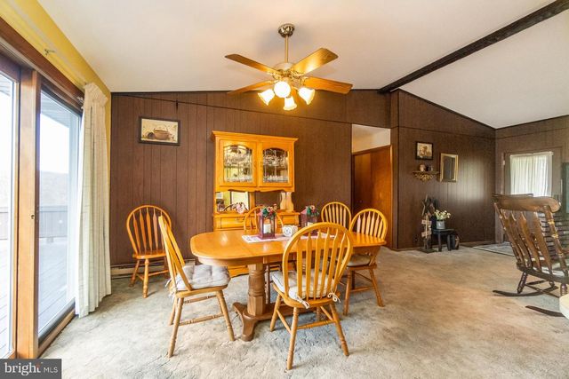 55 MAPLE AVE, Lehighton, PA 18235