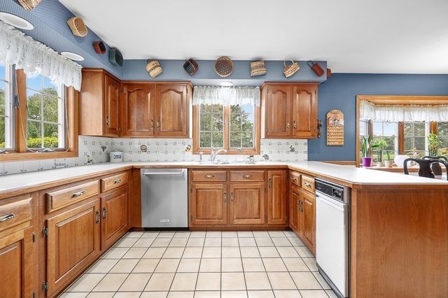 400 Boston Road, Sutton, MA 01590