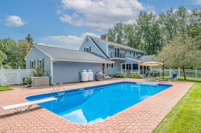 400 Boston Road, Sutton, MA 01590