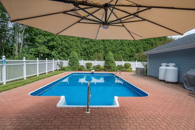 400 Boston Road, Sutton, MA 01590