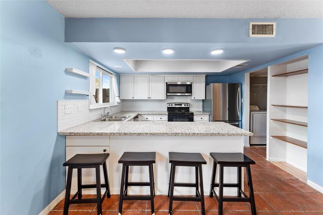 2334 Triway Lane 143, Houston, TX 77043