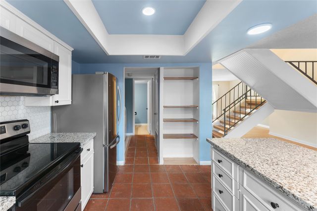 2334 Triway Lane 143, Houston, TX 77043