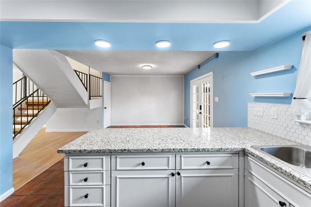 2334 Triway Lane 143, Houston, TX 77043