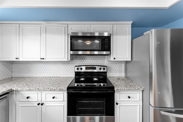 2334 Triway Lane 143, Houston, TX 77043
