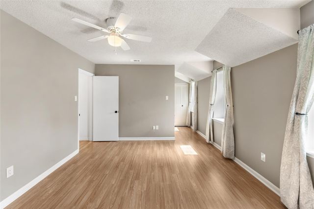 2334 Triway Lane 143, Houston, TX 77043