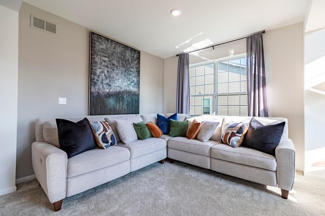 10461 Pine Lane, St. John, IN 46373