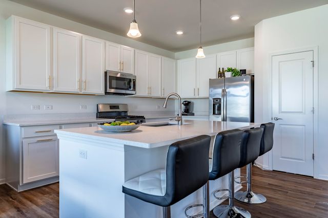 10461 Pine Lane, St. John, IN 46373