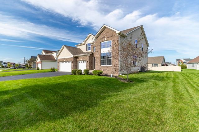 10461 Pine Lane, St. John, IN 46373
