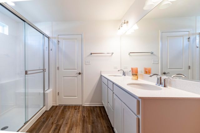 10461 Pine Lane, St. John, IN 46373