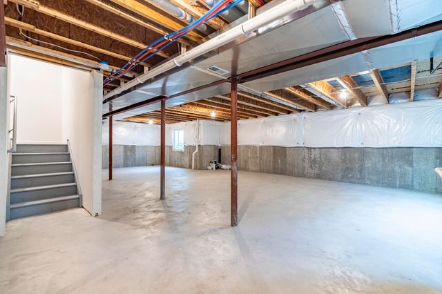10461 Pine Lane, St. John, IN 46373