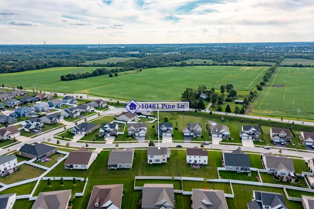 10461 Pine Lane, St. John, IN 46373