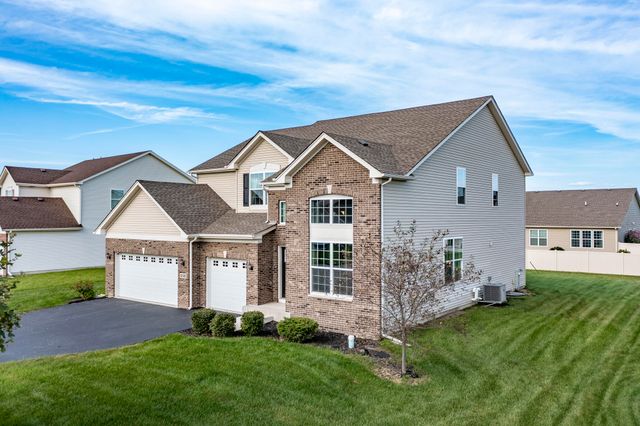 10461 Pine Lane, St. John, IN 46373