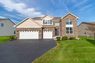10461 Pine Lane, St. John, IN 46373